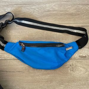 Kenzie blue Fanny pack with stretchy black and shiny silver belt